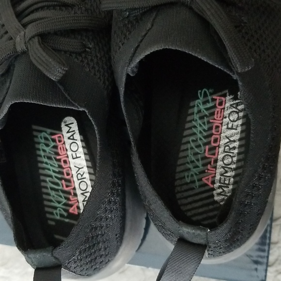 Women's Skechers Air-Cooled Memory Foam - Picture 3 of 4